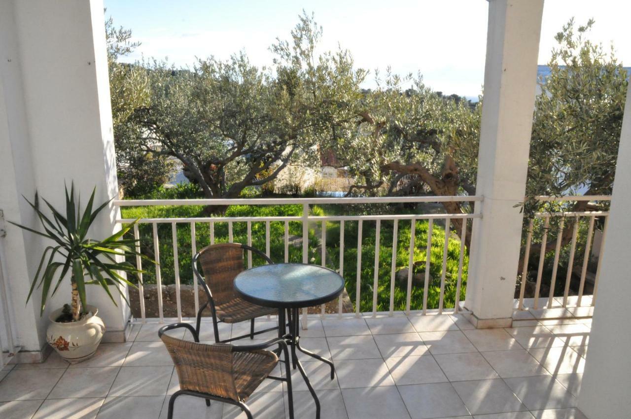Olive Garden Apartment Hvar Town Exterior photo