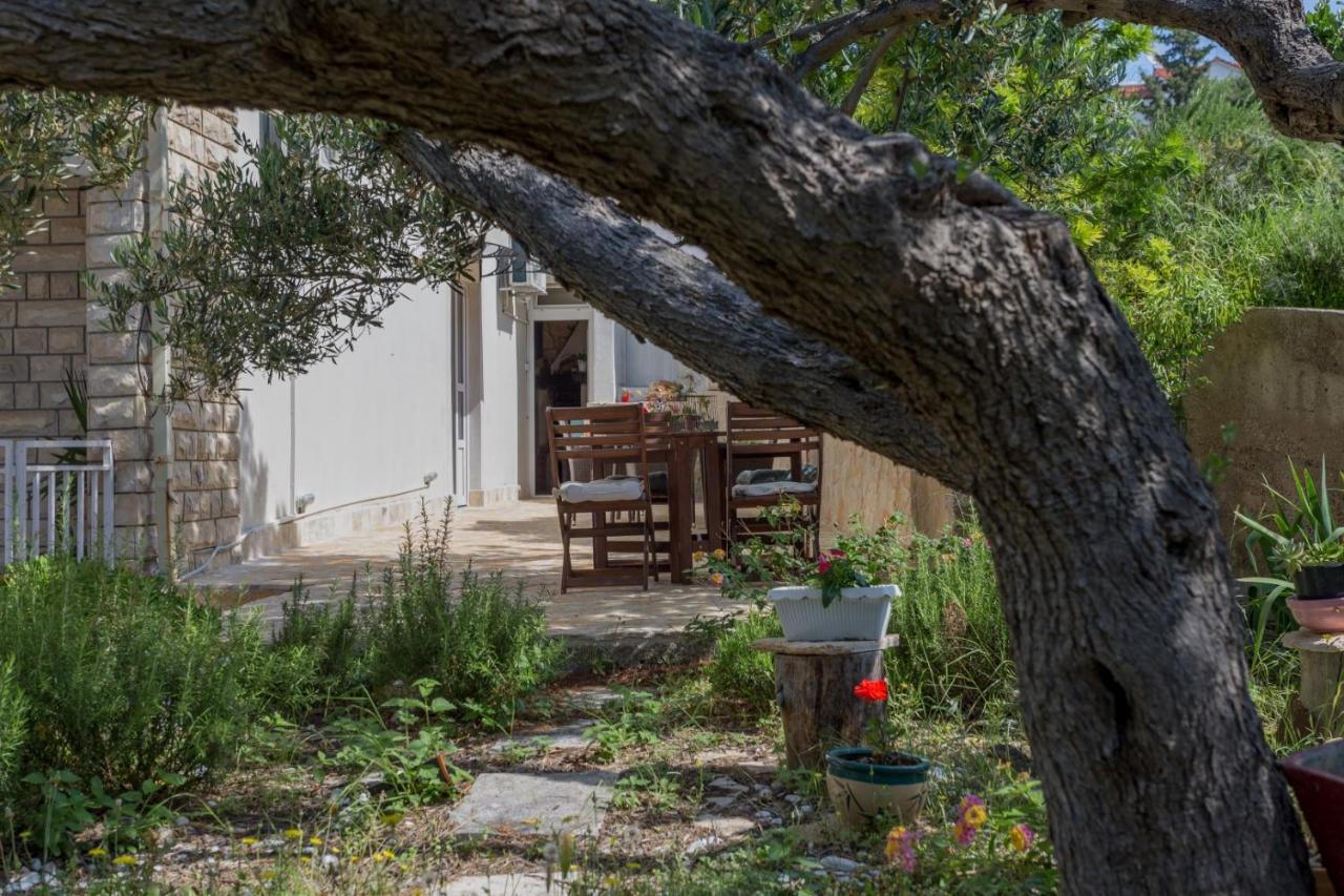 Olive Garden Apartment Hvar Town Exterior photo